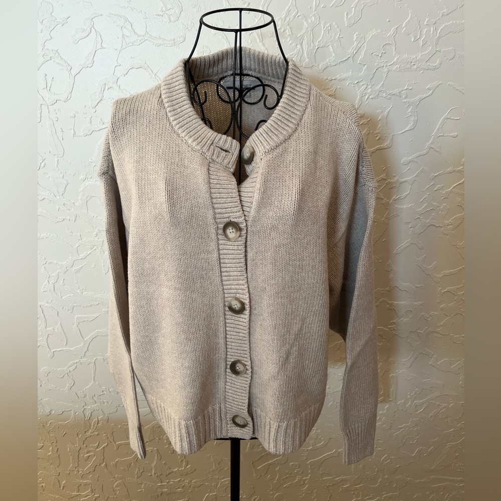 NWOT LOFT Cropped Cardigan